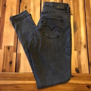 Levi’s 721 Black High Rise Skinny Jean